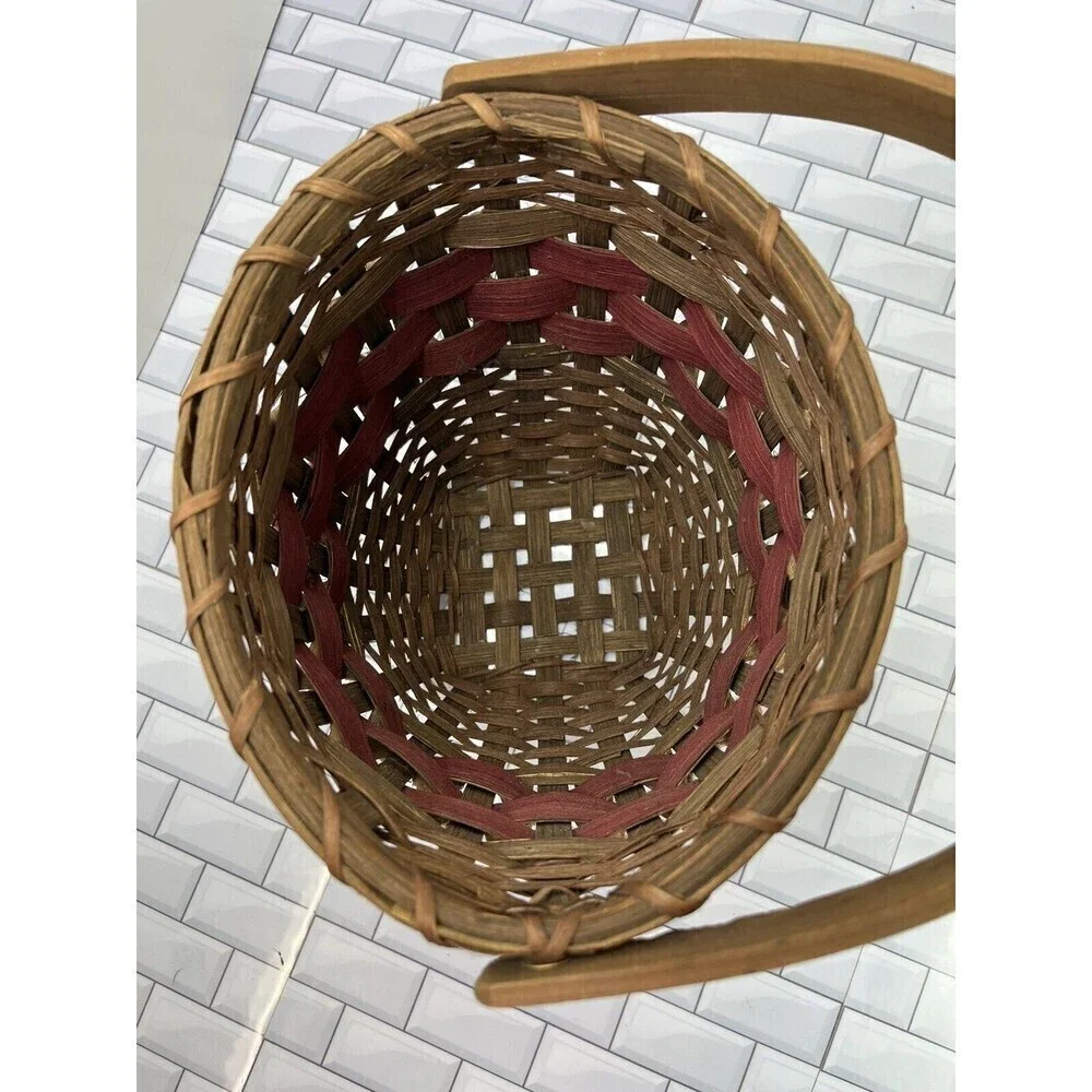 Handmade Curly Berry Basket Round With Handle Natural & Red Farmhouse Country